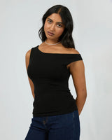 Carlyn Top // Black